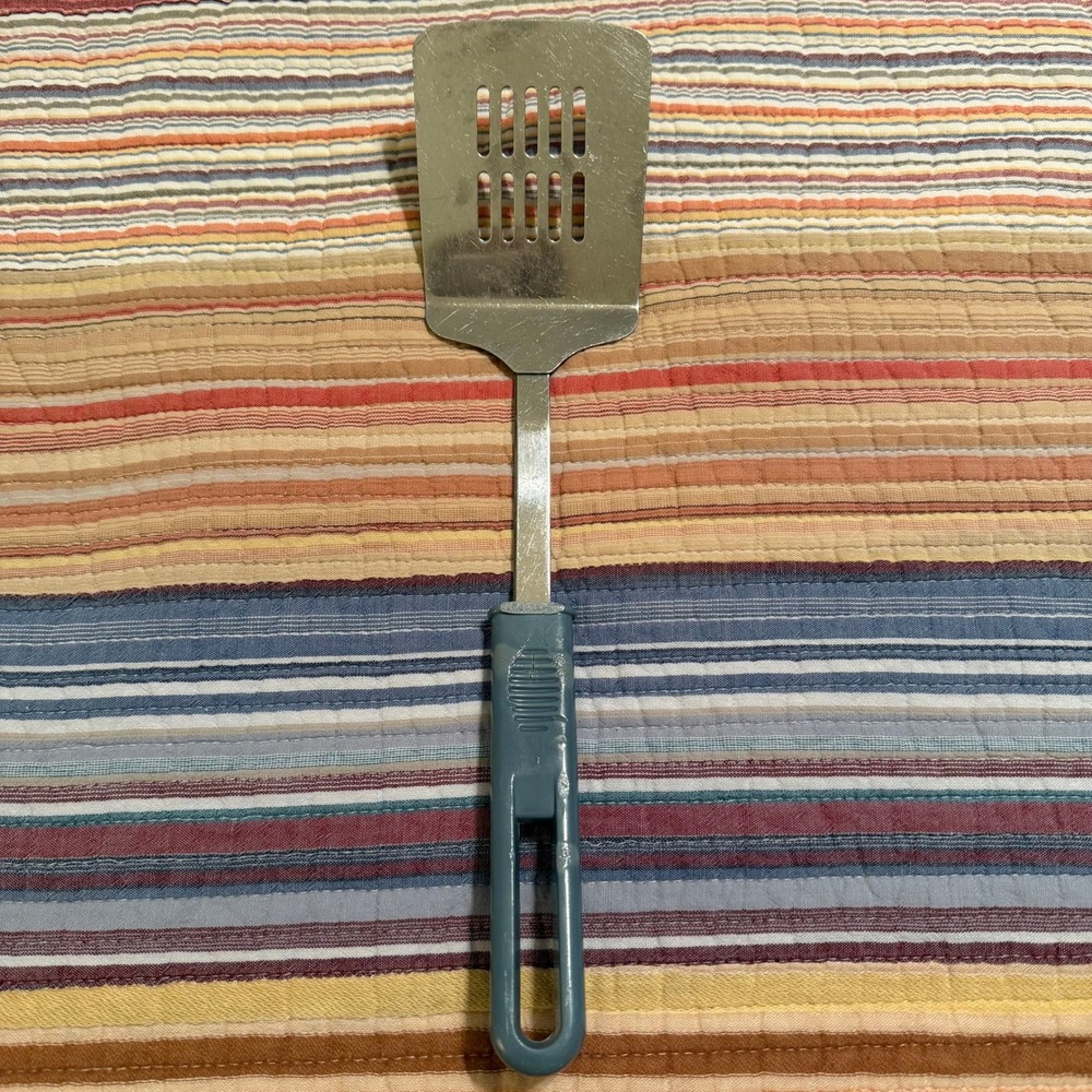 VTG Metal Slotted Turner Spatula‎ With Blue Handle Kitchen Utensil